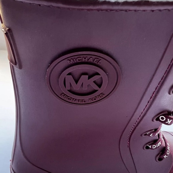 MICHAEL KORS MONTAIGNE PVC RAIN BOOTS LOGO SHOE LACE SIZE 7 - Picture 4 of 6